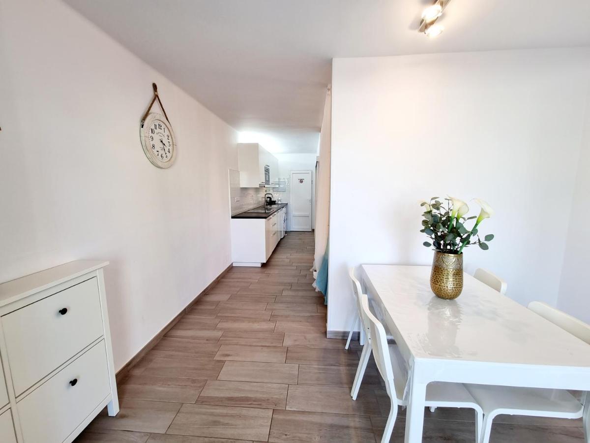 Apartamento Giovanni 09 Playa Roca Коста-Тегісе Екстер'єр фото